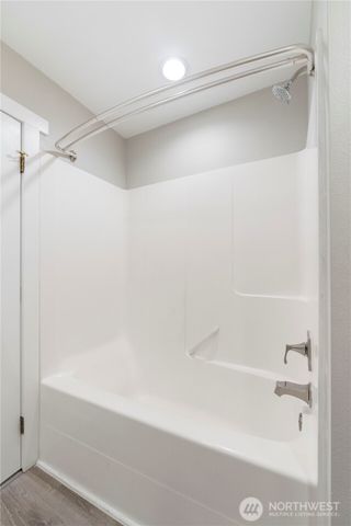 8213 209th Avenue Ct E, Bonney Lake, WA 98391