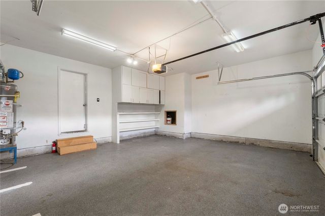 8213 209th Avenue Ct E, Bonney Lake, WA 98391