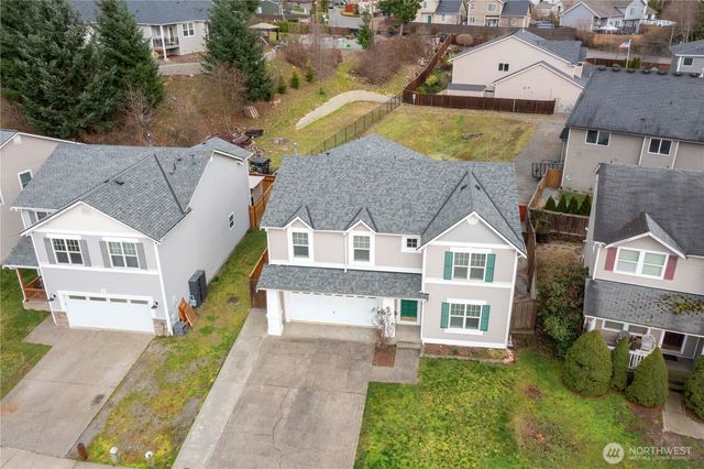 8213 209th Avenue Ct E, Bonney Lake, WA 98391