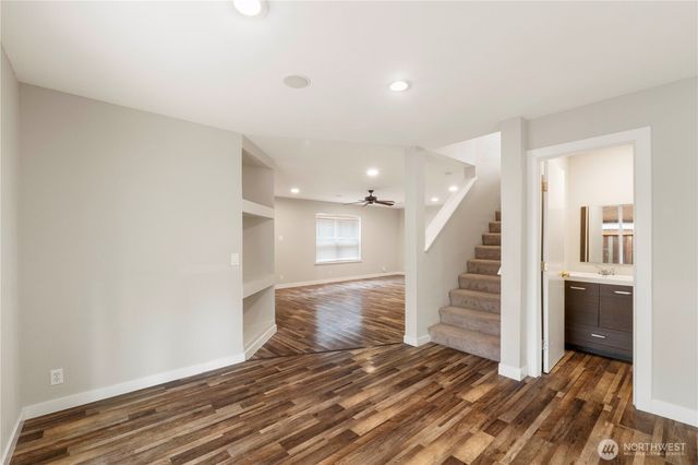 8213 209th Avenue Ct E, Bonney Lake, WA 98391