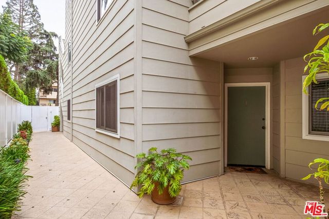 1014 9th Street 1, Santa Monica, CA 90403