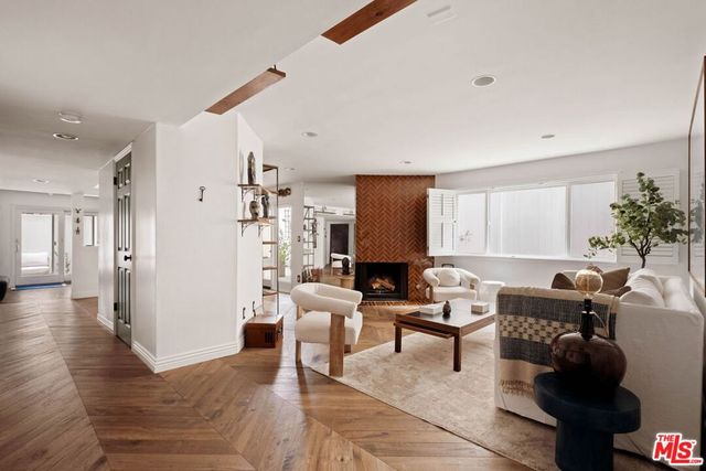 1014 9th Street 1, Santa Monica, CA 90403