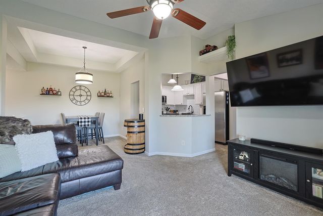 5776 Bunkers Avenue, Burlington, KY 41005