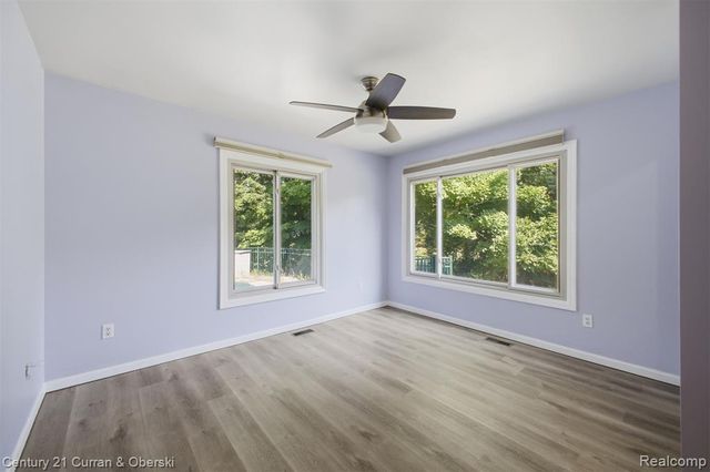 35903 Howard Road, Farmington, MI 48331