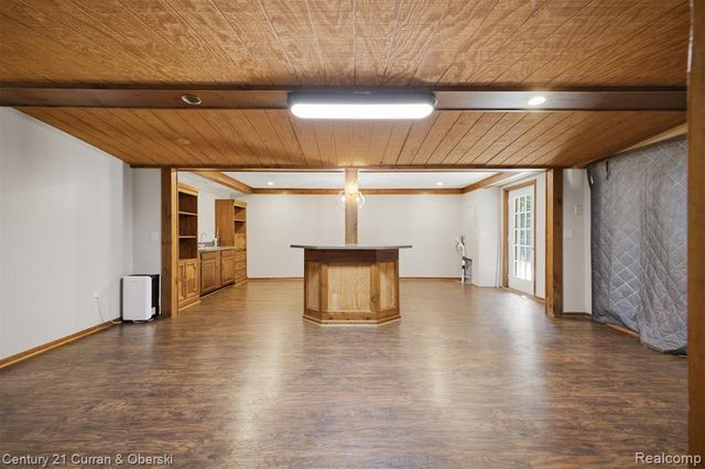 35903 Howard Road, Farmington, MI 48331