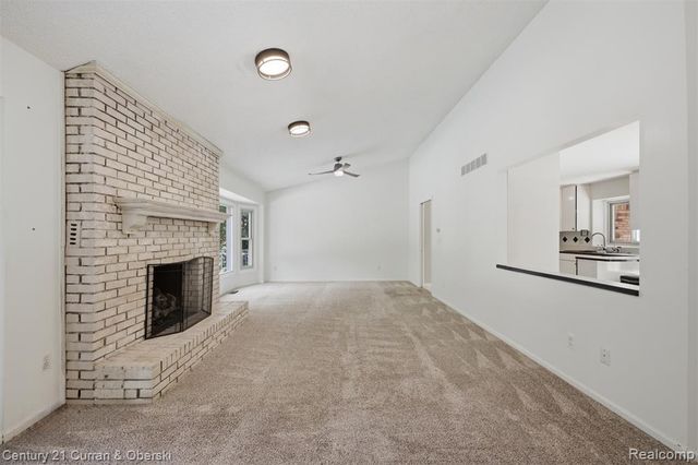 35903 Howard Road, Farmington, MI 48331