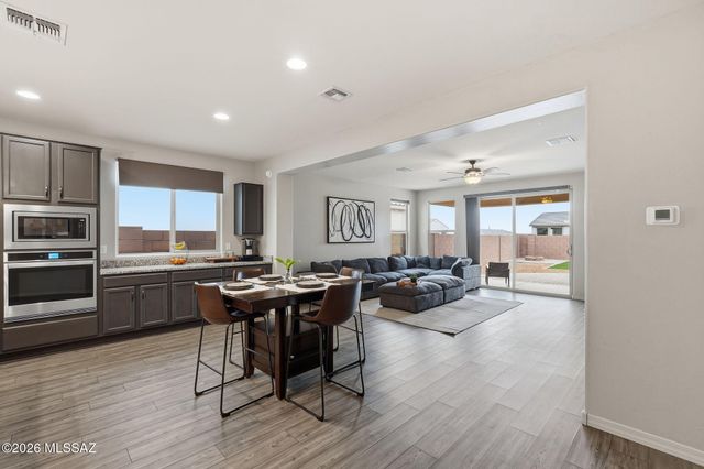 13435 E Homesteaders Lane, Tucson, AZ 85747