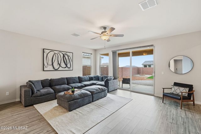 13435 E Homesteaders Lane, Tucson, AZ 85747