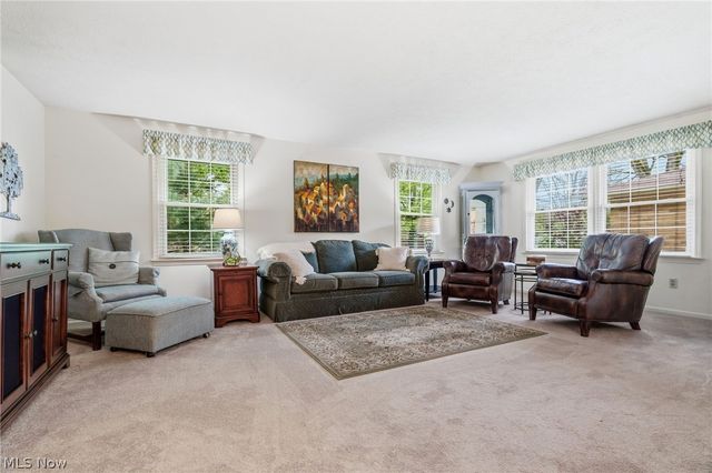 5080 Shamrock Avenue NW, North Canton, OH 44720