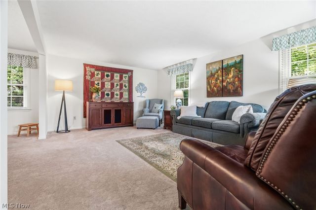 5080 Shamrock Avenue NW, North Canton, OH 44720