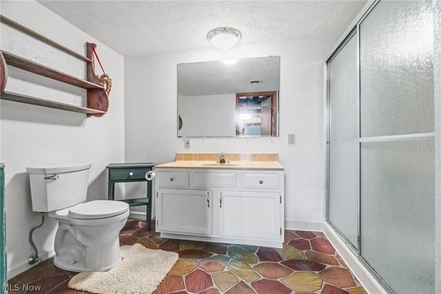 5080 Shamrock Avenue NW, North Canton, OH 44720