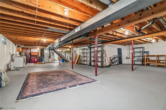 5080 Shamrock Avenue NW, North Canton, OH 44720