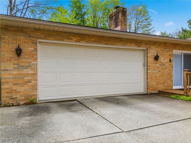 5080 Shamrock Avenue NW, North Canton, OH 44720