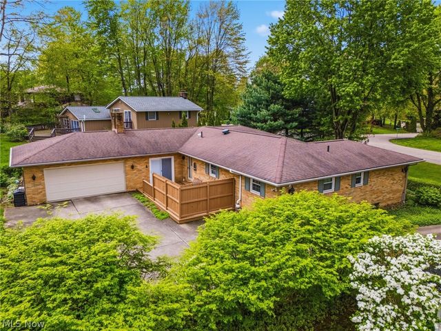 5080 Shamrock Avenue NW, North Canton, OH 44720