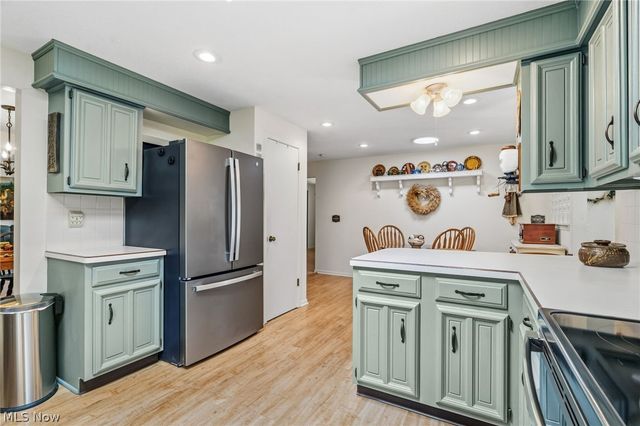 5080 Shamrock Avenue NW, North Canton, OH 44720