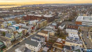 85 Arlington Avenue, Jersey City, NJ 07305