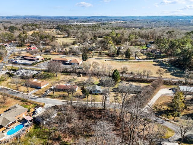 107 Hamel Drive, Chickamauga, GA 30707