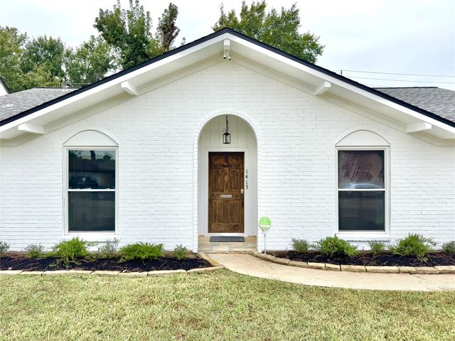 1415 Mapleton Drive, Houston, TX 77043