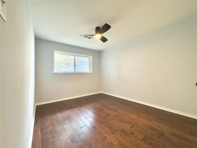 1415 Mapleton Drive, Houston, TX 77043