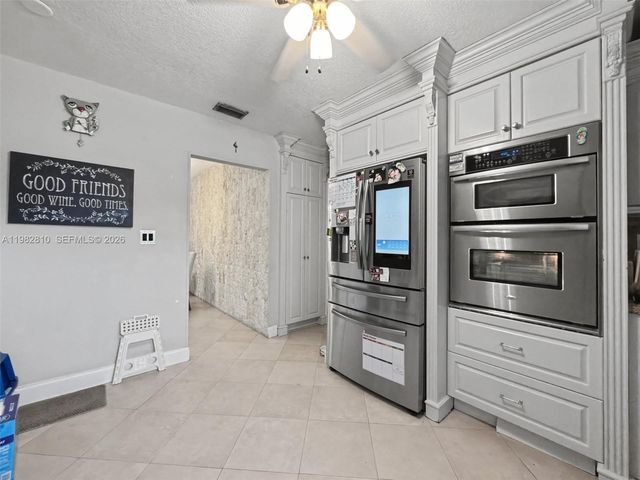 6726 Orchid Dr, Miami Lakes, FL 33014