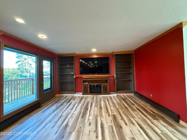 6911 Mink Avenue, Anchorage, AK 99504