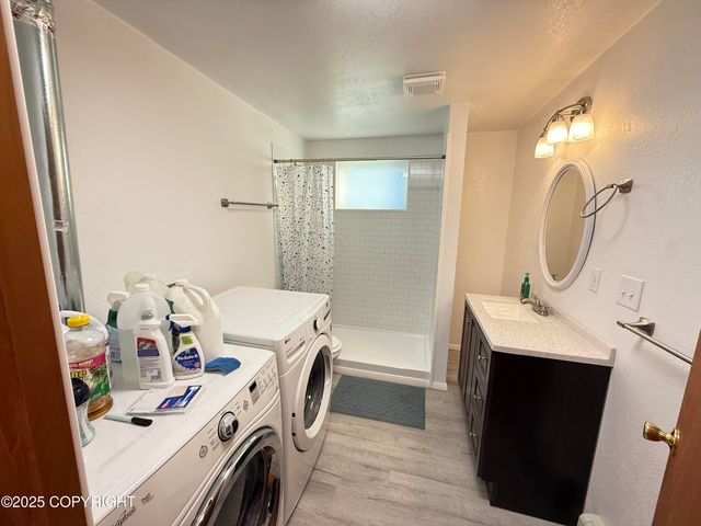 6911 Mink Avenue, Anchorage, AK 99504