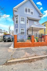 27 Walnut Avenue 2, Waterbury, CT 06704