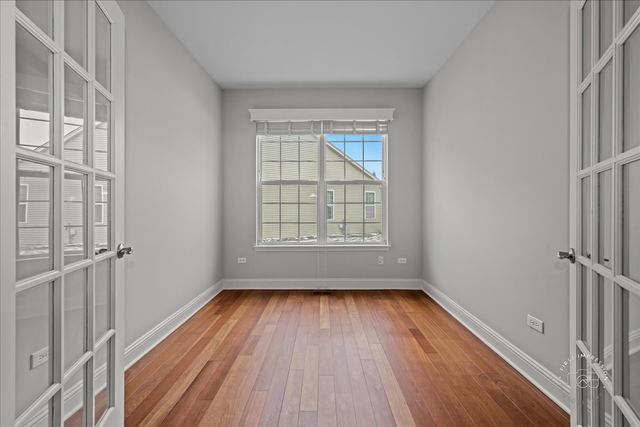 2843 Hillcrest Circle, Naperville, IL 60564