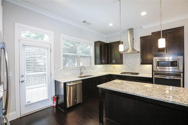 1920 Townsend Court, Atlanta, GA 30329
