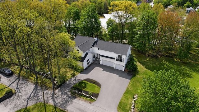 25 Thomas Pl, Leominster, MA 01453