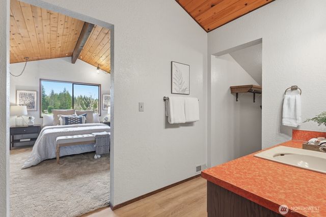 38207 SE 45th Place, Snoqualmie, WA 98065