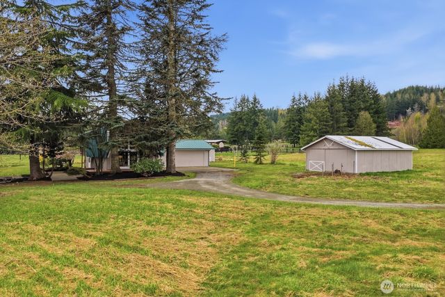 38207 SE 45th Place, Snoqualmie, WA 98065