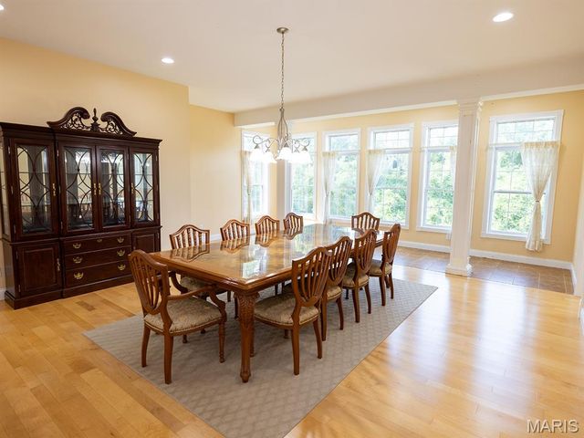 171 Rolling Meadows, Hannibal, MO 63401