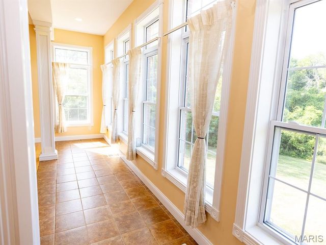 171 Rolling Meadows, Hannibal, MO 63401