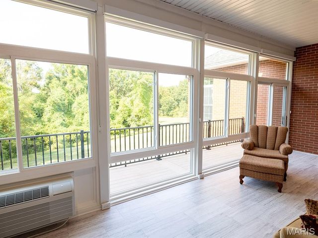 171 Rolling Meadows, Hannibal, MO 63401