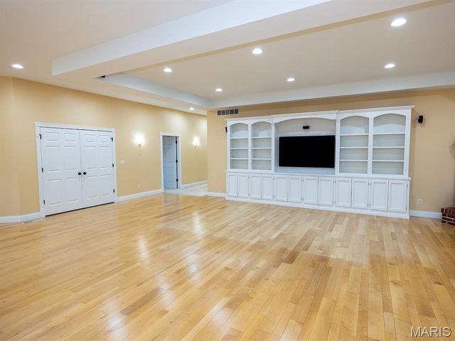 171 Rolling Meadows, Hannibal, MO 63401