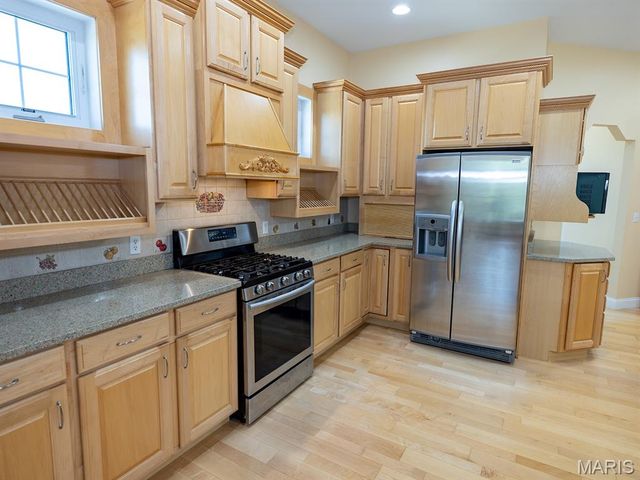 171 Rolling Meadows, Hannibal, MO 63401