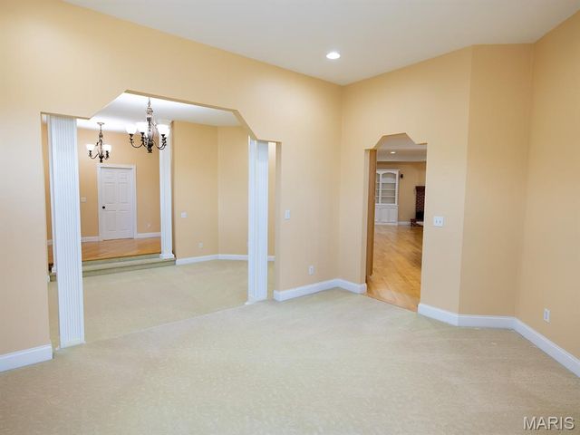 171 Rolling Meadows, Hannibal, MO 63401