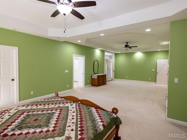 171 Rolling Meadows, Hannibal, MO 63401