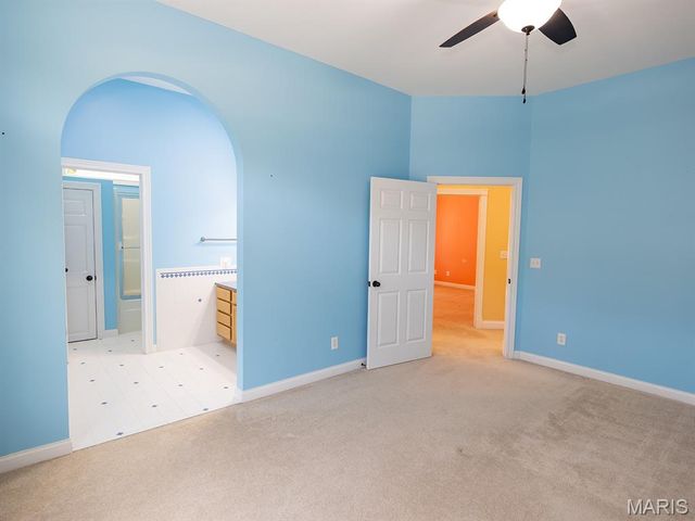 171 Rolling Meadows, Hannibal, MO 63401