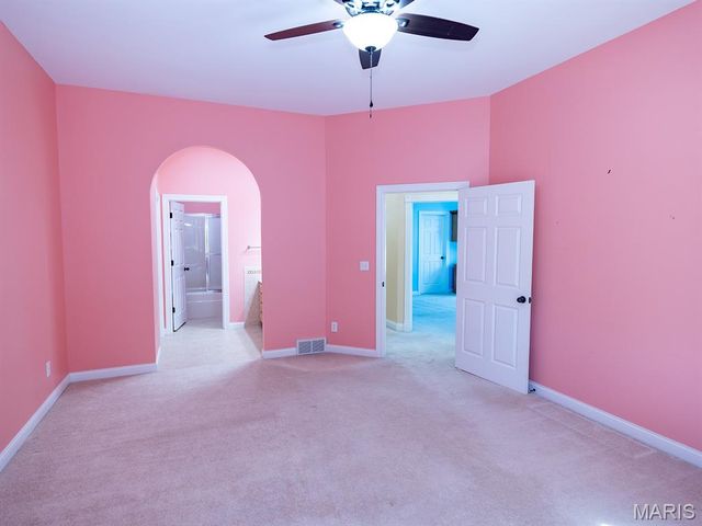 171 Rolling Meadows, Hannibal, MO 63401