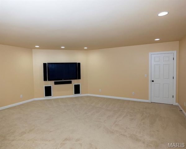 171 Rolling Meadows, Hannibal, MO 63401