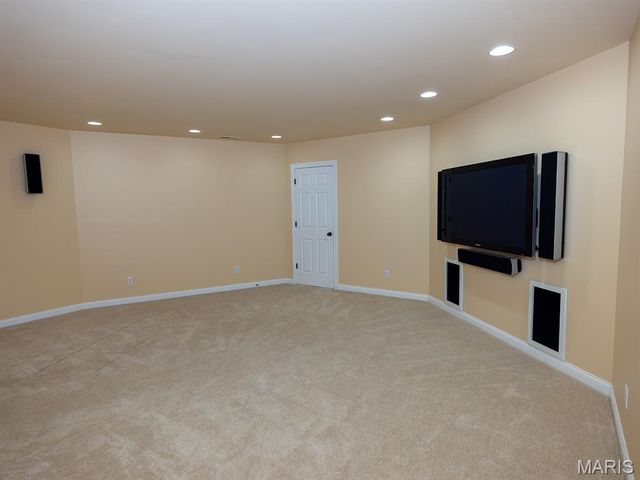 171 Rolling Meadows, Hannibal, MO 63401