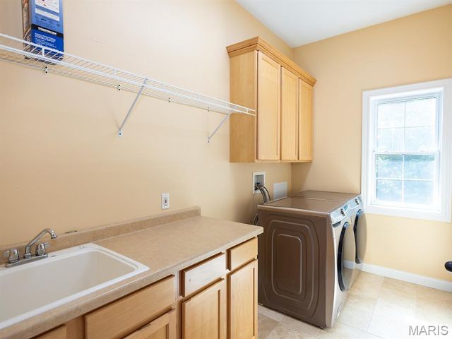 171 Rolling Meadows, Hannibal, MO 63401