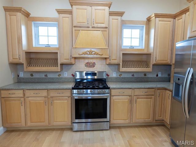 171 Rolling Meadows, Hannibal, MO 63401