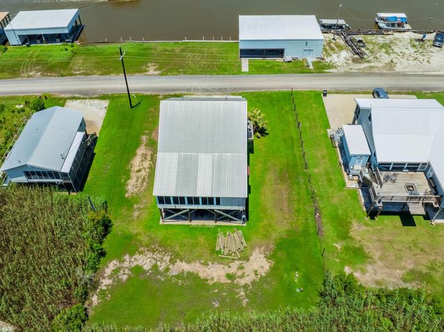 3365 Bayou Dularge Rd, Theriot, LA 70397