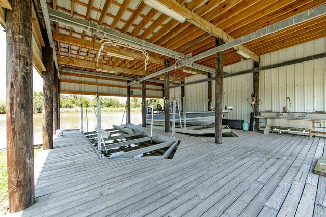 3365 Bayou Dularge Rd, Theriot, LA 70397