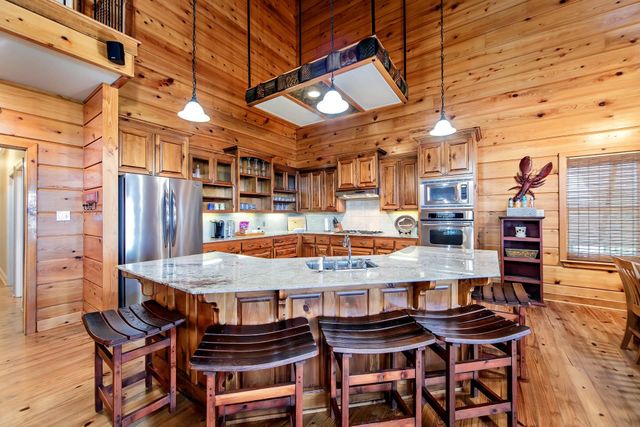 3365 Bayou Dularge Rd, Theriot, LA 70397