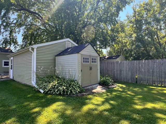 2317 MT VERNON STREET, Oshkosh, WI 54901