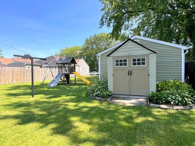 2317 MT VERNON STREET, Oshkosh, WI 54901